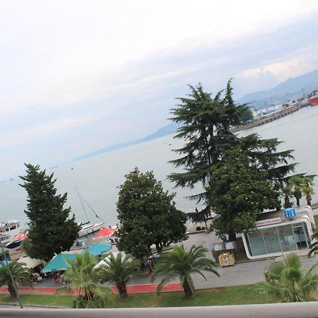 Boutique Hotel 32 Batumi Luaran gambar