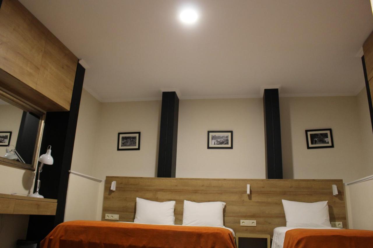 Boutique Hotel 32 Batumi Luaran gambar