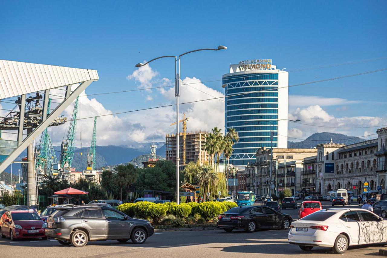 Boutique Hotel 32 Batumi Luaran gambar
