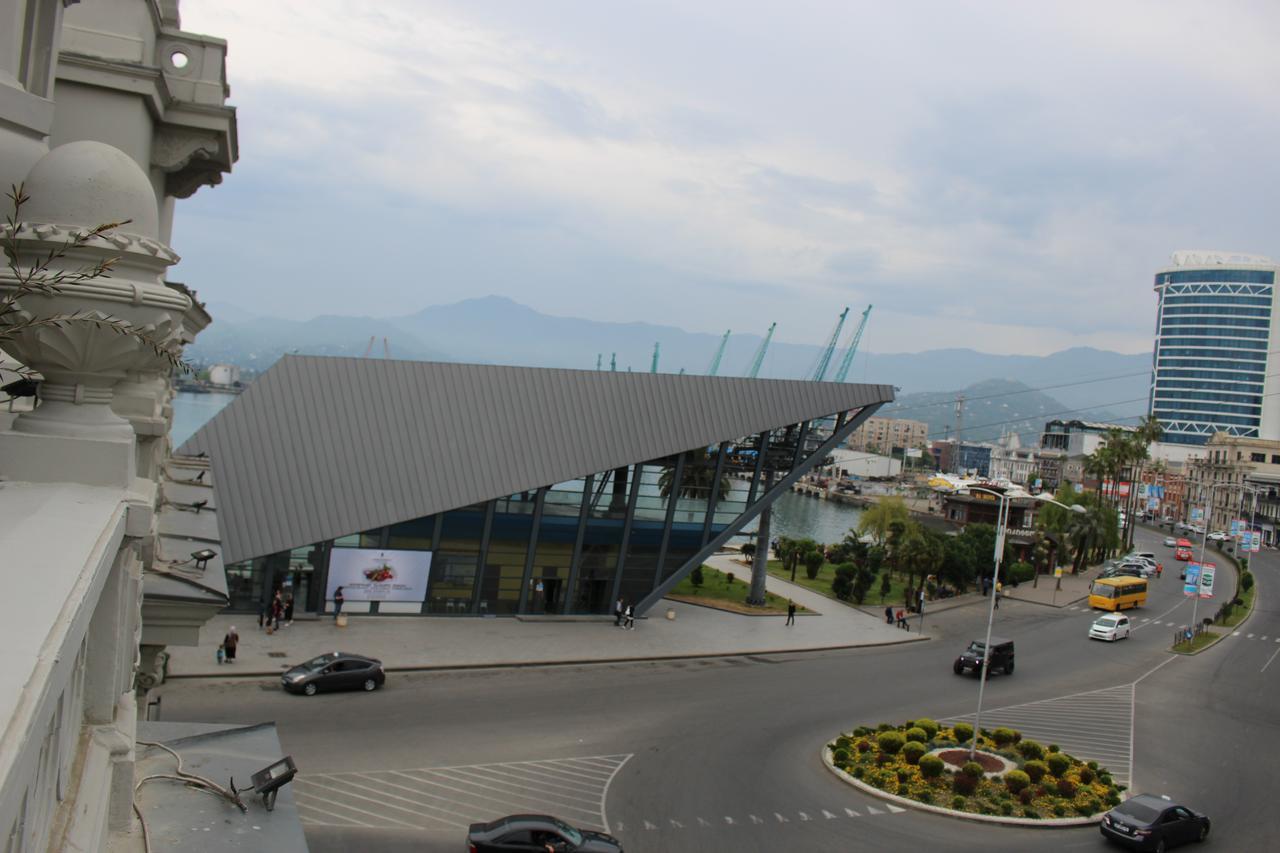 Boutique Hotel 32 Batumi Luaran gambar