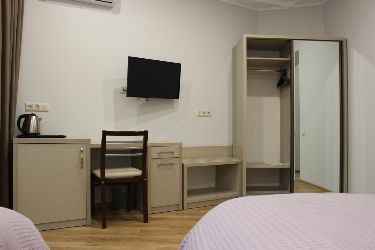 Boutique Hotel 32 Batumi Luaran gambar