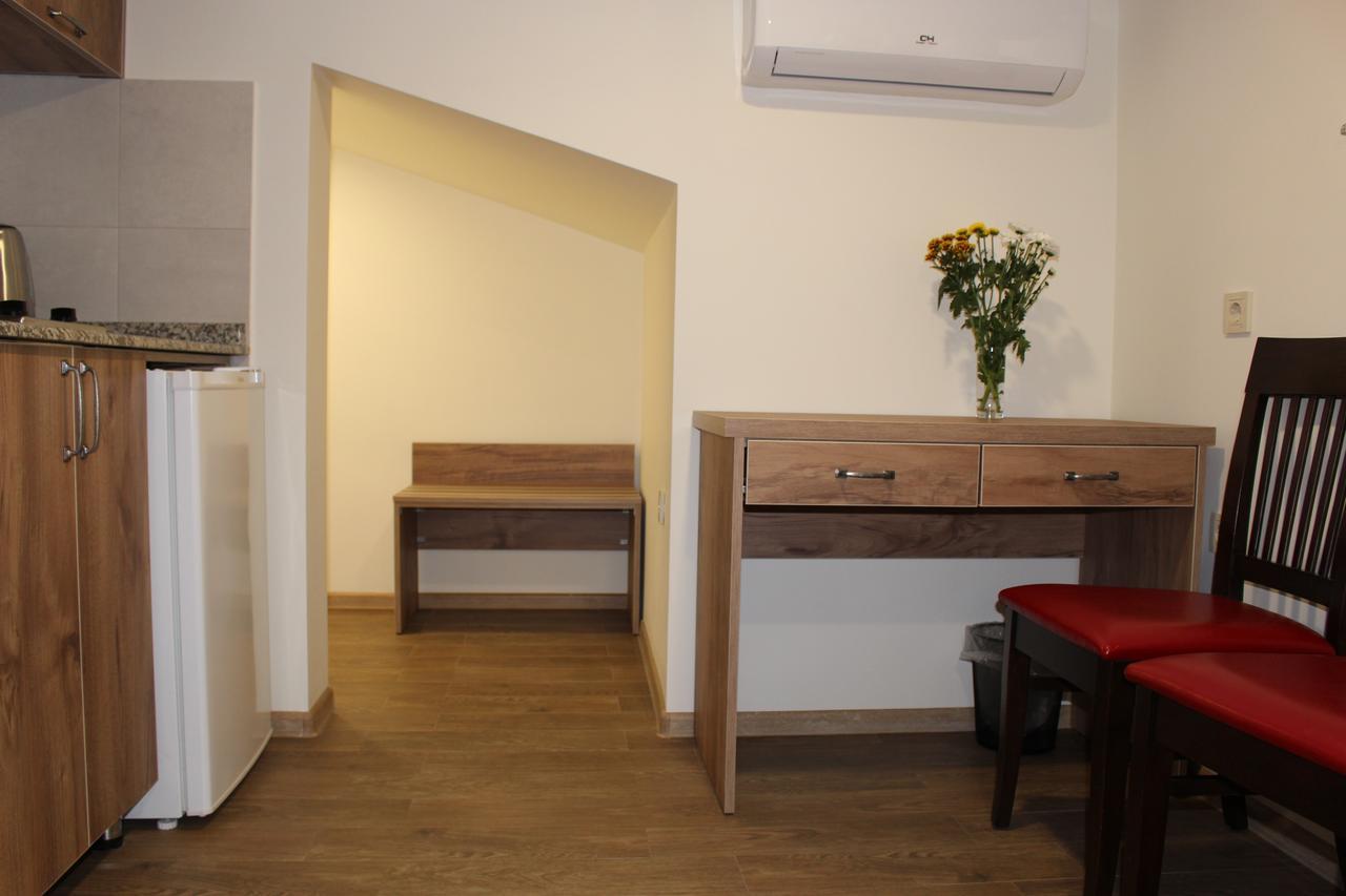 Boutique Hotel 32 Batumi Luaran gambar