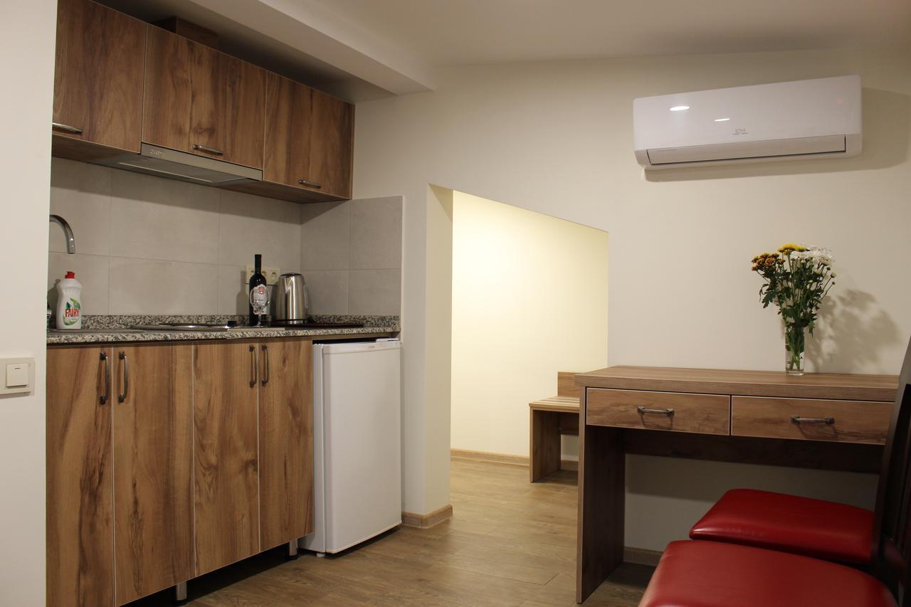 Boutique Hotel 32 Batumi Luaran gambar